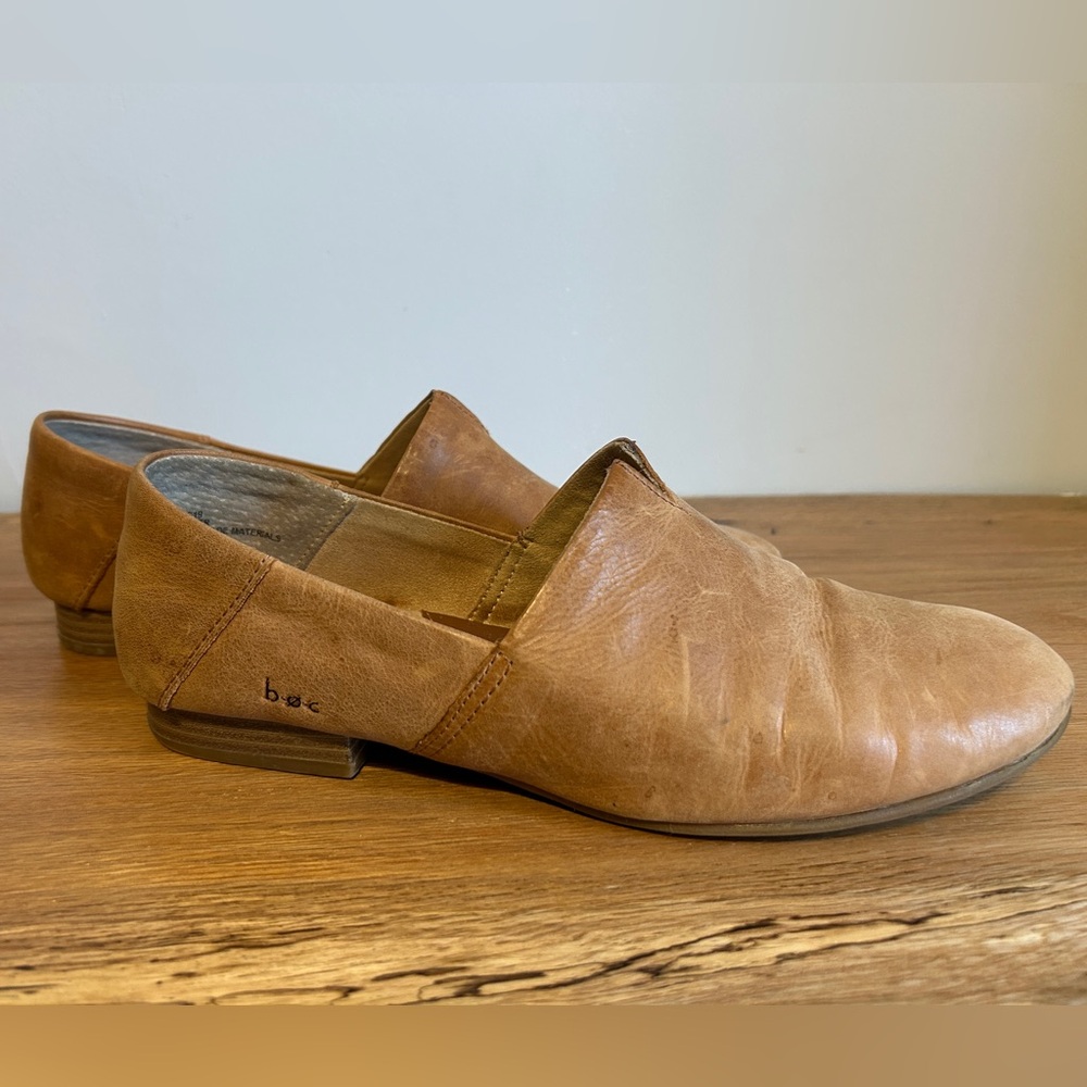 b.o.c. Women’s leather “Suree” loafers size 8.5